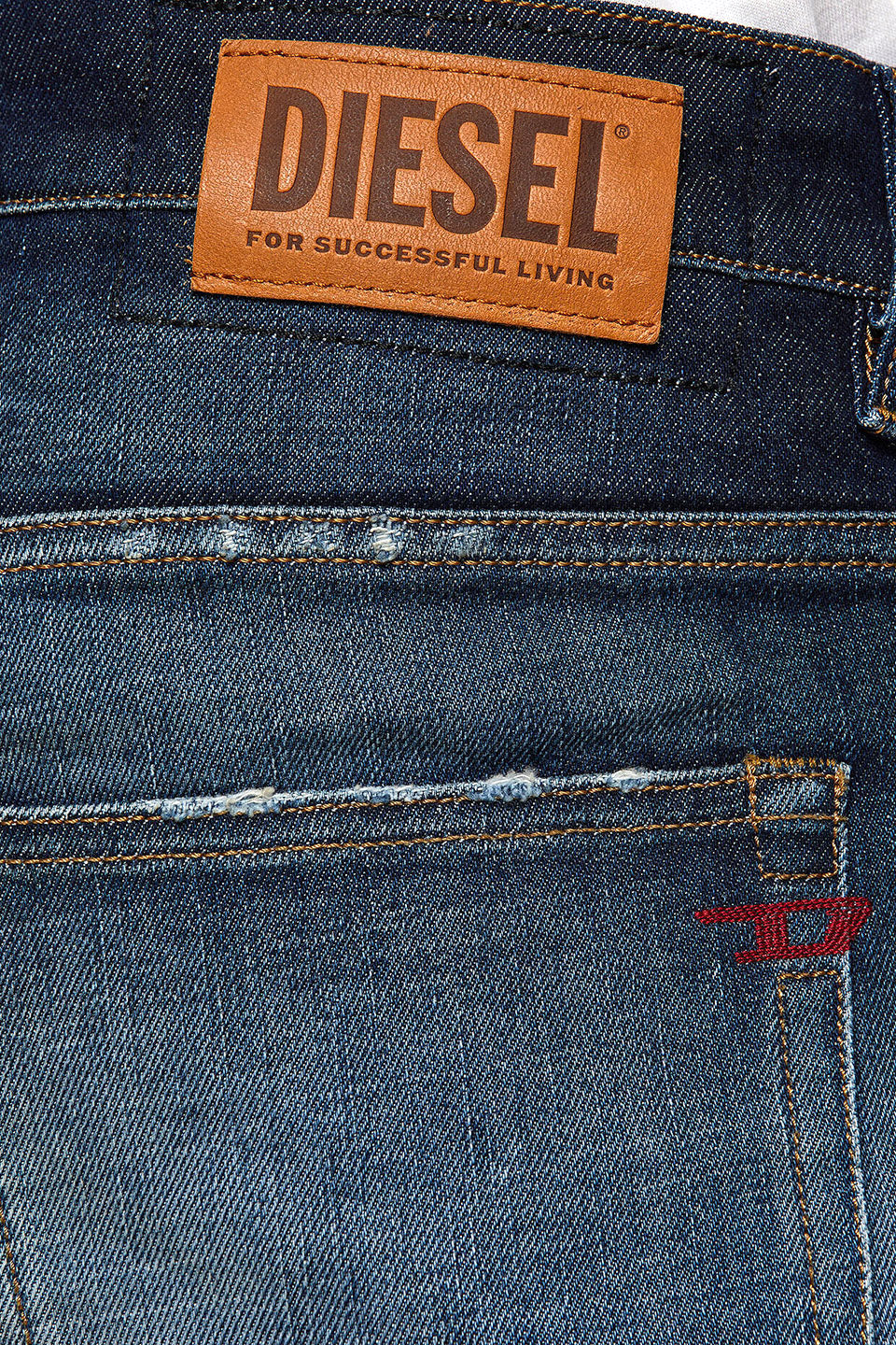 Diesel - Tapered Fit Jeans - D-Vider 0092I