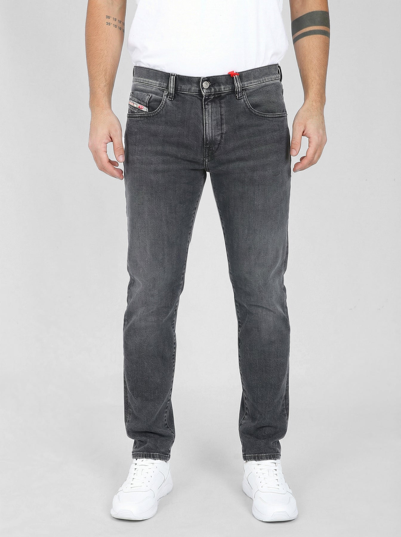 Diesel - Slim Fit Jeans - 2019 D-Strukt 09C47