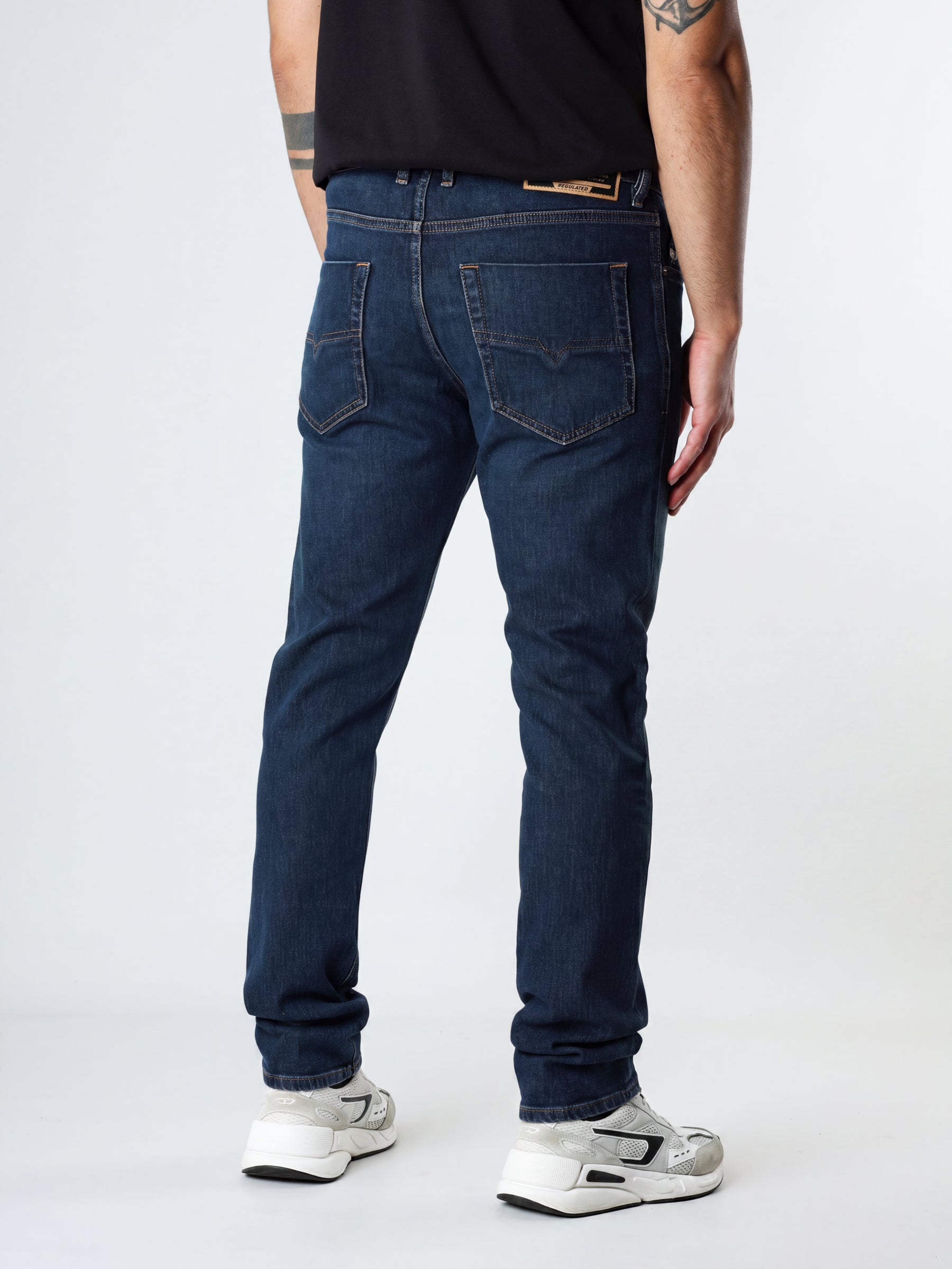 Diesel - Slim Fit Jeans - TEPPHAR-X R072R