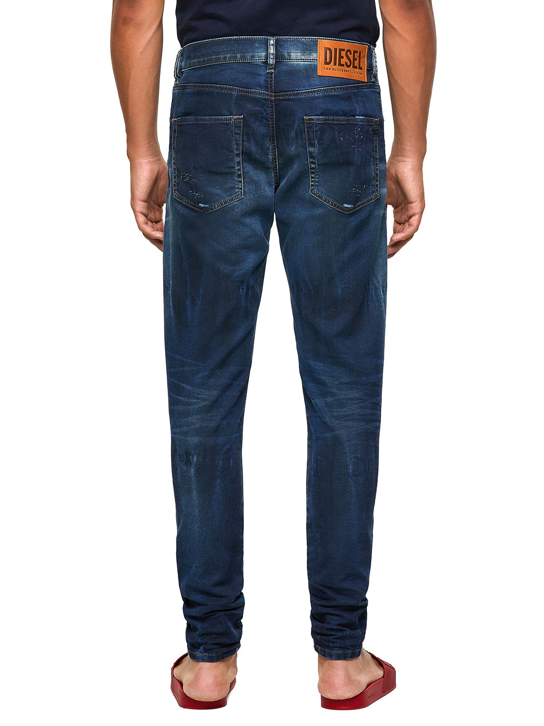 Diesel - Slim Fit JoggJeans - D-Strukt 069WR