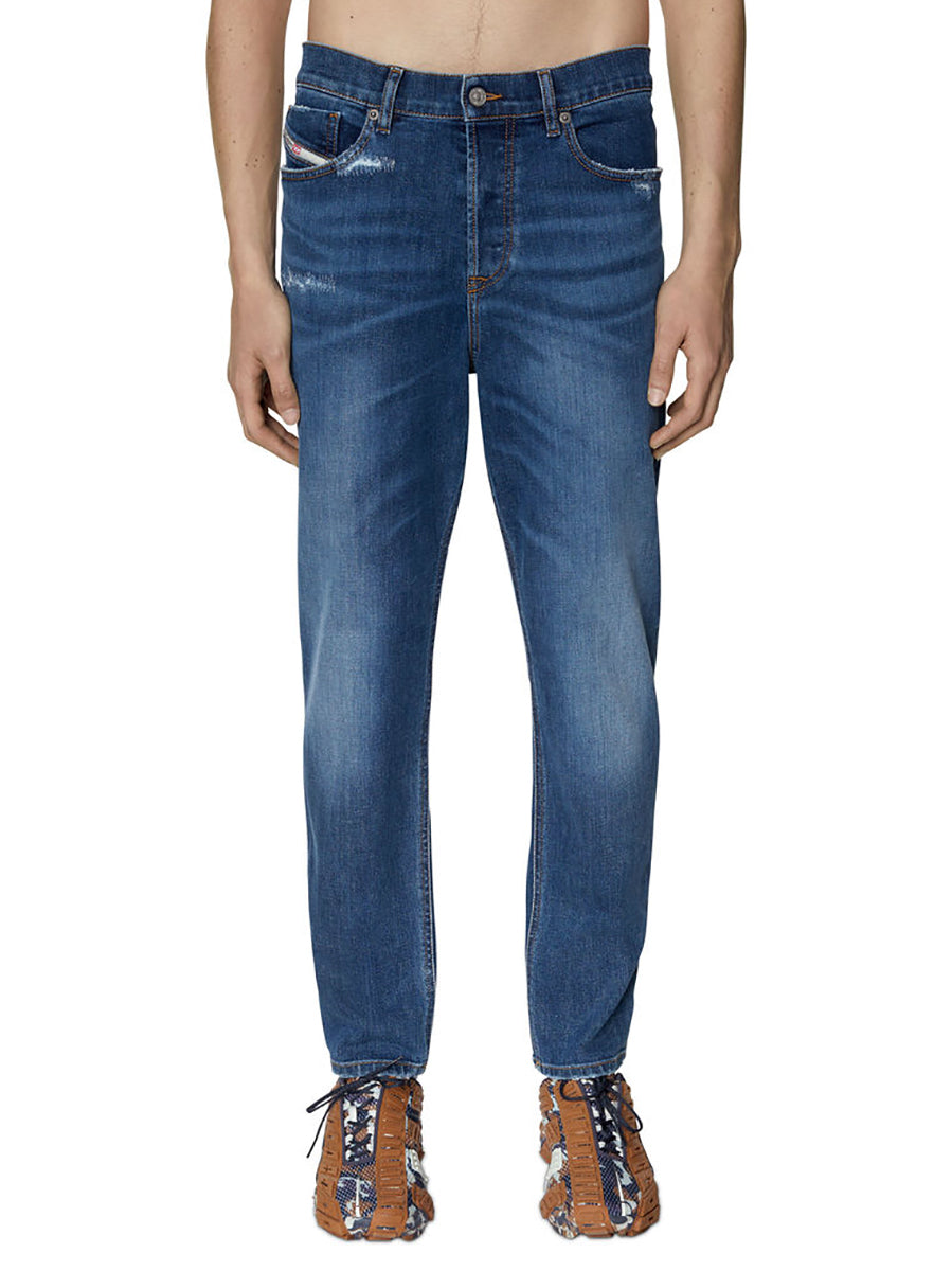 Diesel - Tapered Fit Jeans - D-Fining 09E07
