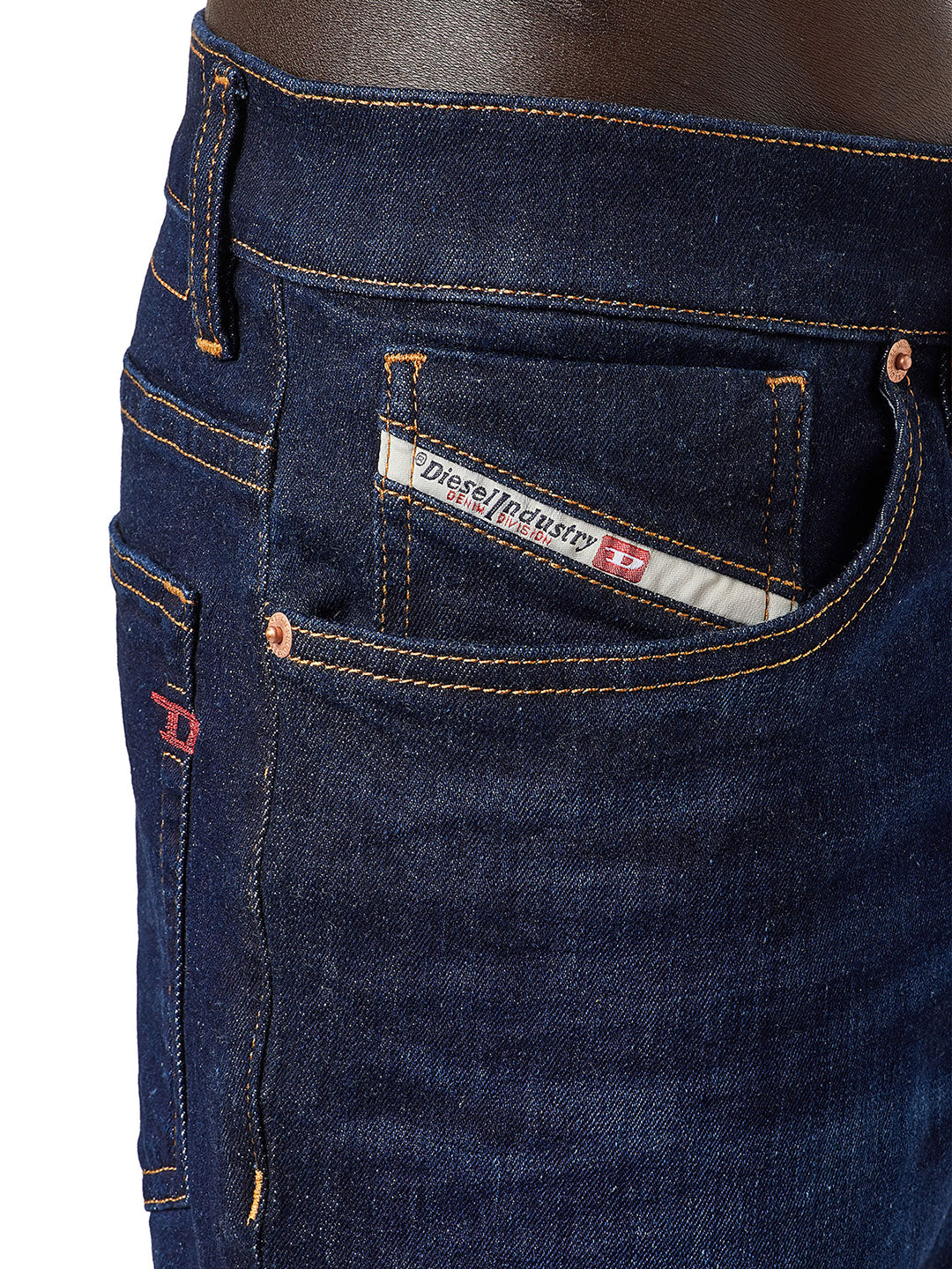 Diesel - Tapered Fit Jeans - D-Fining 0GDAO