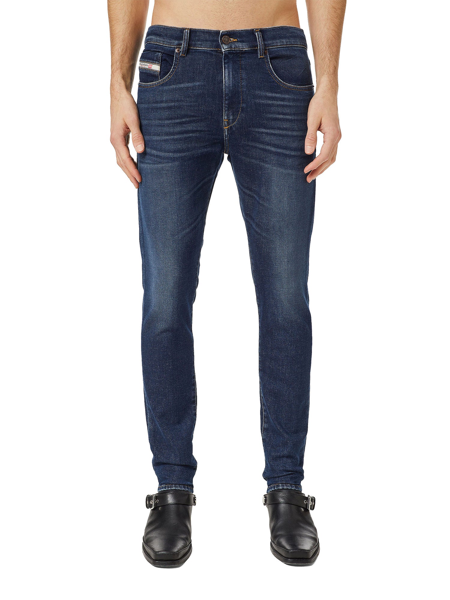 Diesel - Slim Fit JoggJeans - D-Strukt 069ZW
