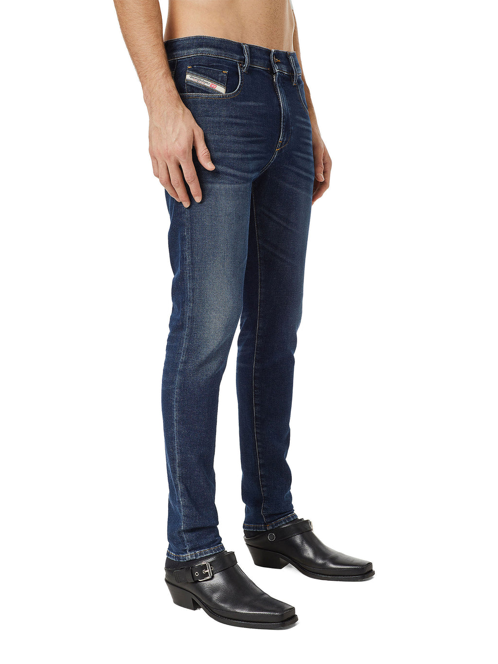 Diesel - Slim Fit JoggJeans - D-Strukt 069ZW