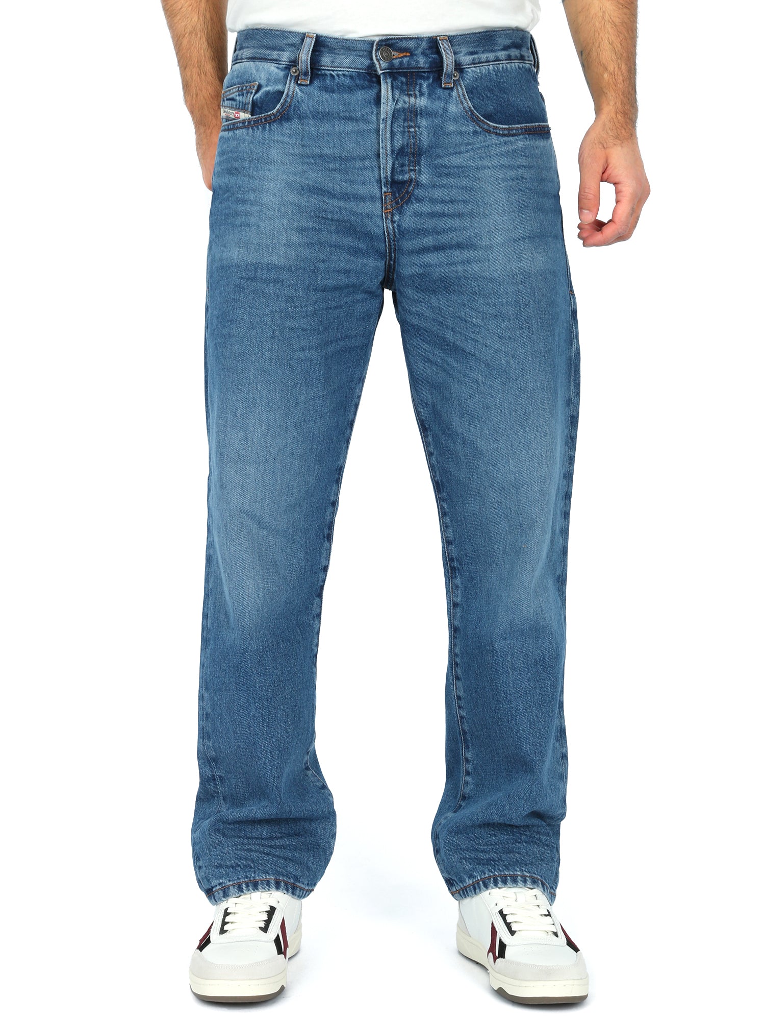 Diesel - Straight Fit Jeans - D-Viker 0GYCT