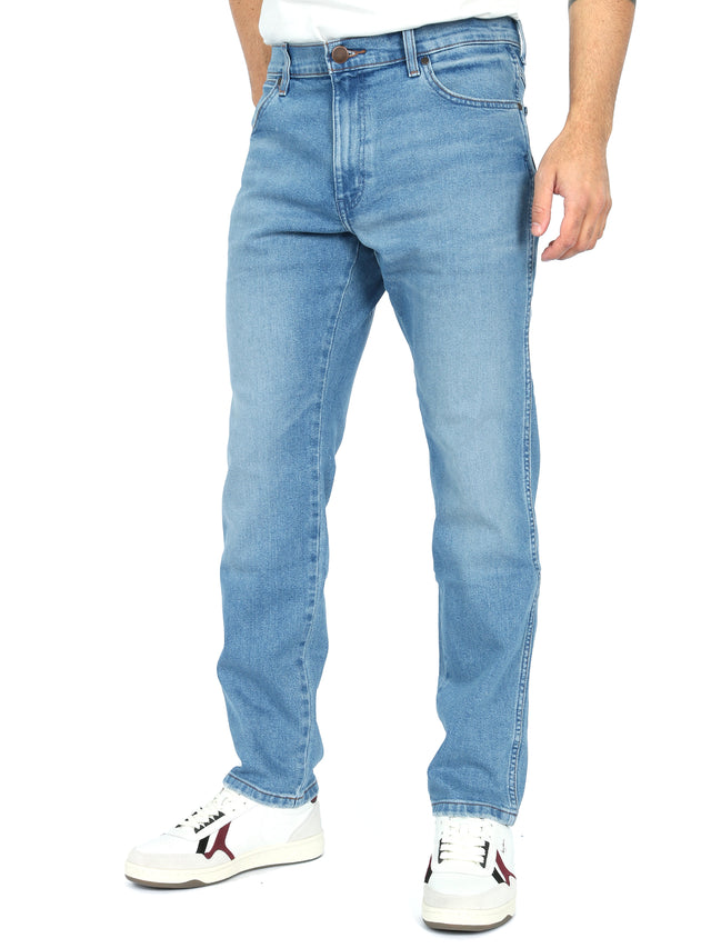 Wrangler - Tapered Fit Jeans - River 881 Cool Twist
