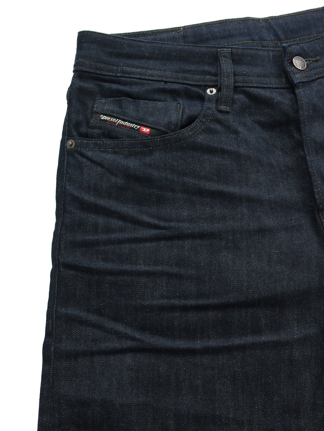 Diesel - Regular Tapered Fit Jeans - Buster-X RB060