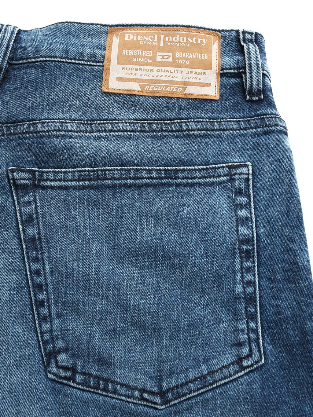 Diesel - Tapered Fit Jeans - 2005 D-Fining R09IM