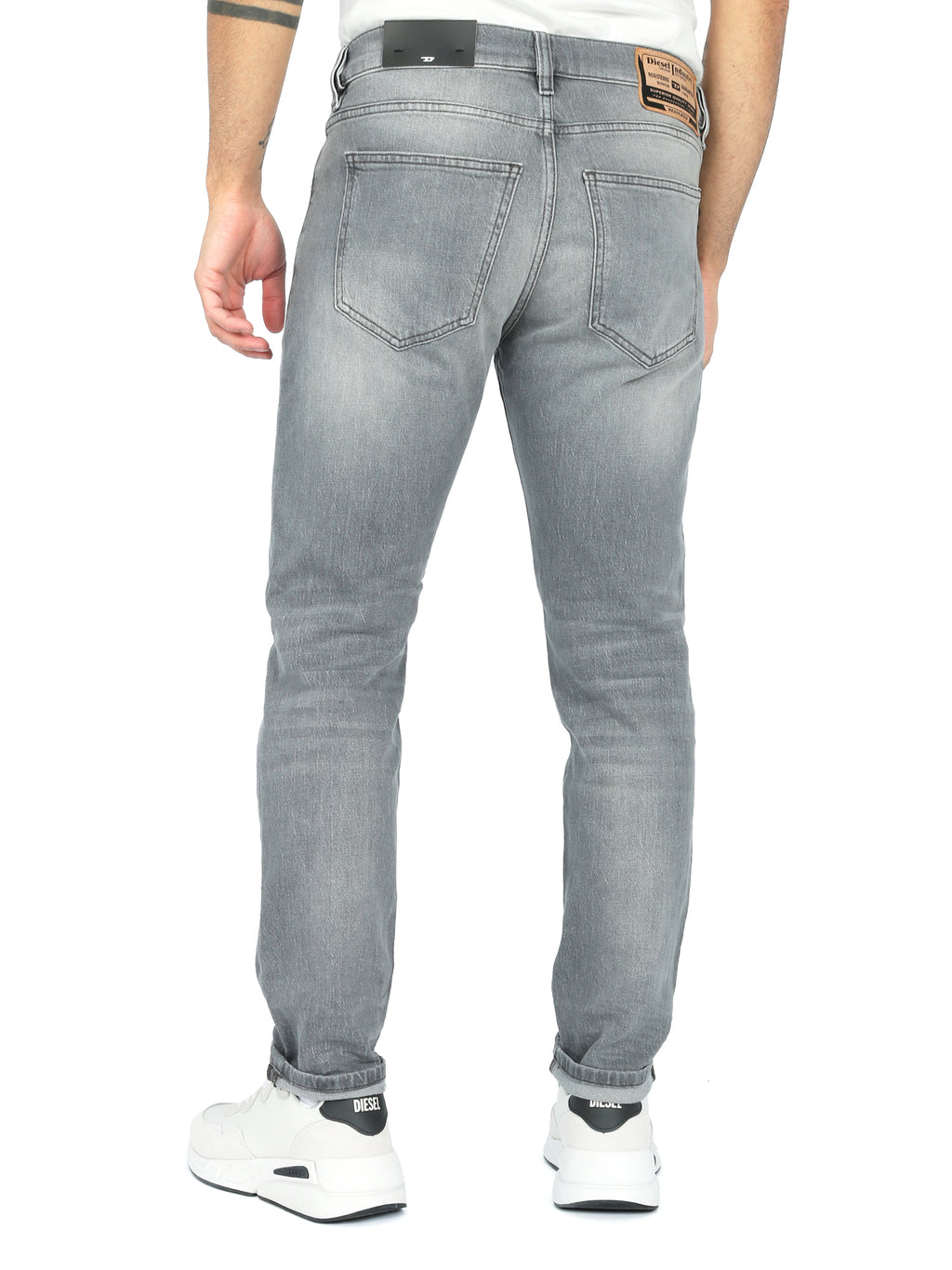 Diesel - Slim Fit Jeans - 2019 D-Strukt RGDAP