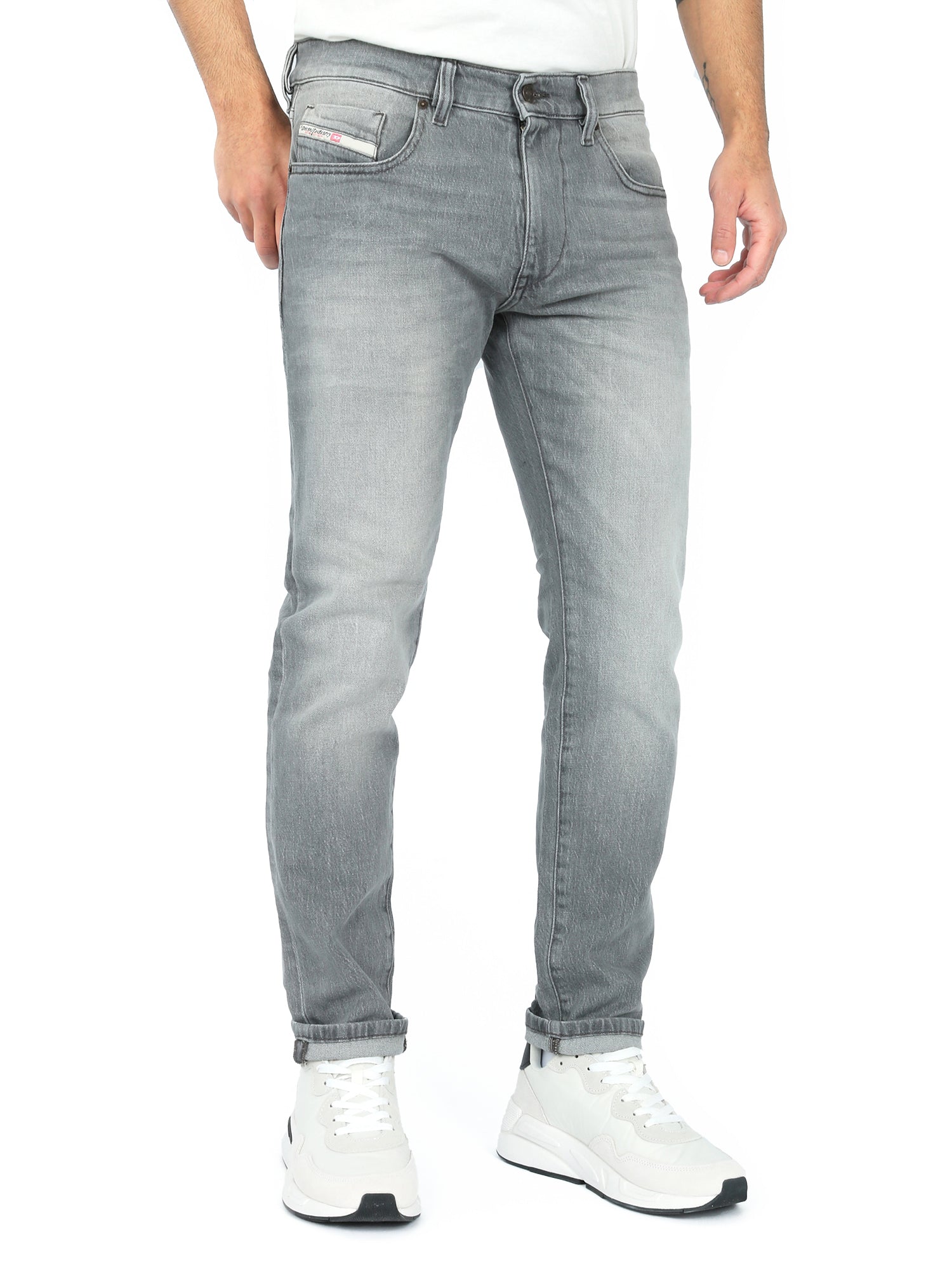 Diesel - Slim Fit Jeans - 2019 D-Strukt RGDAP
