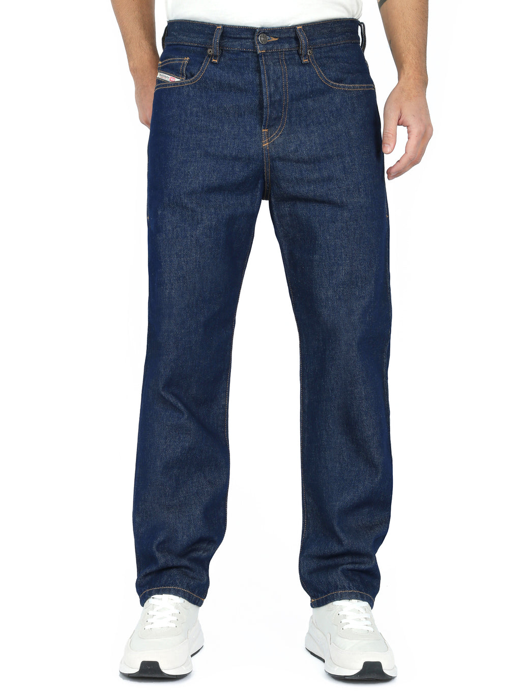 Diesel - Straight Fit Jeans - 2020 D-Viker Z9B85