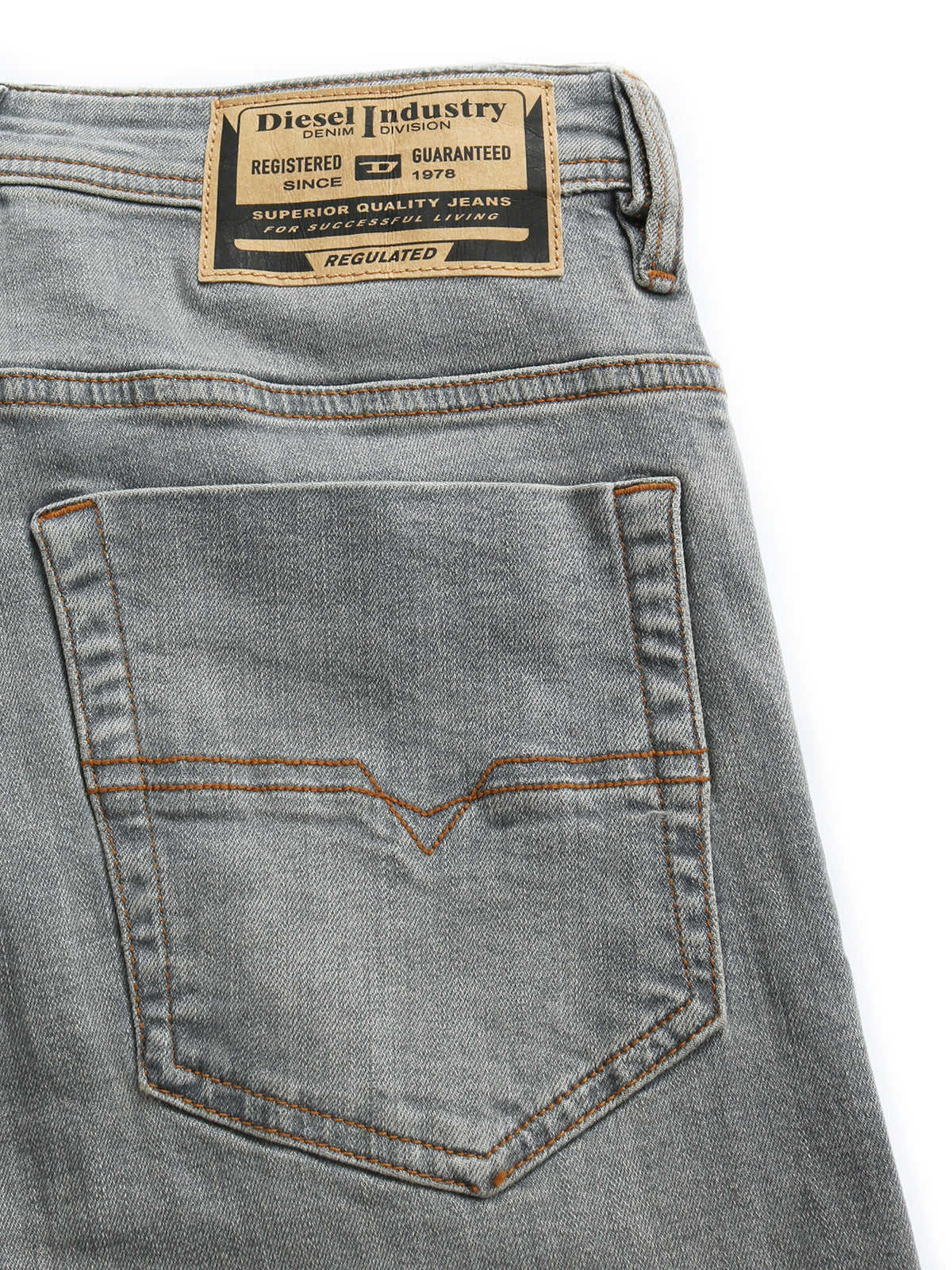 Diesel - Straight Fit Jeans - SAFADO-X RB061