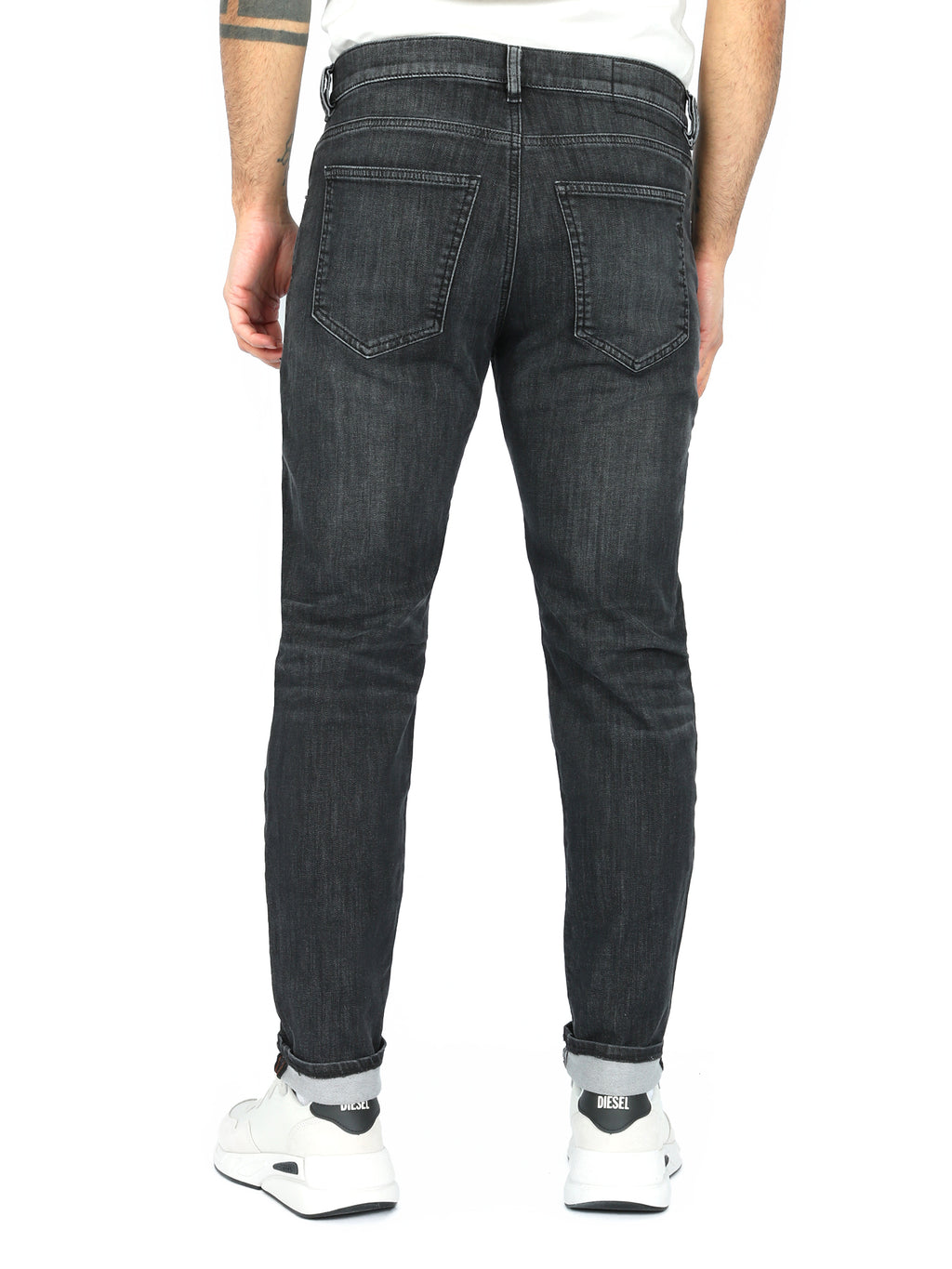 Diesel - Slim Fit JoggJeans - D-Strukt 09D52