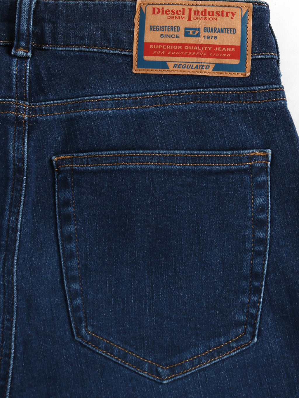 Diesel - Super Skinny Fit Jeans - 1984 SLANDY-HIGH 09C19
