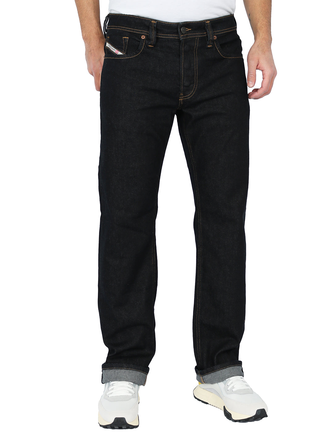 Diesel - Straight Fit Jeans - Larkee-X RR9HF