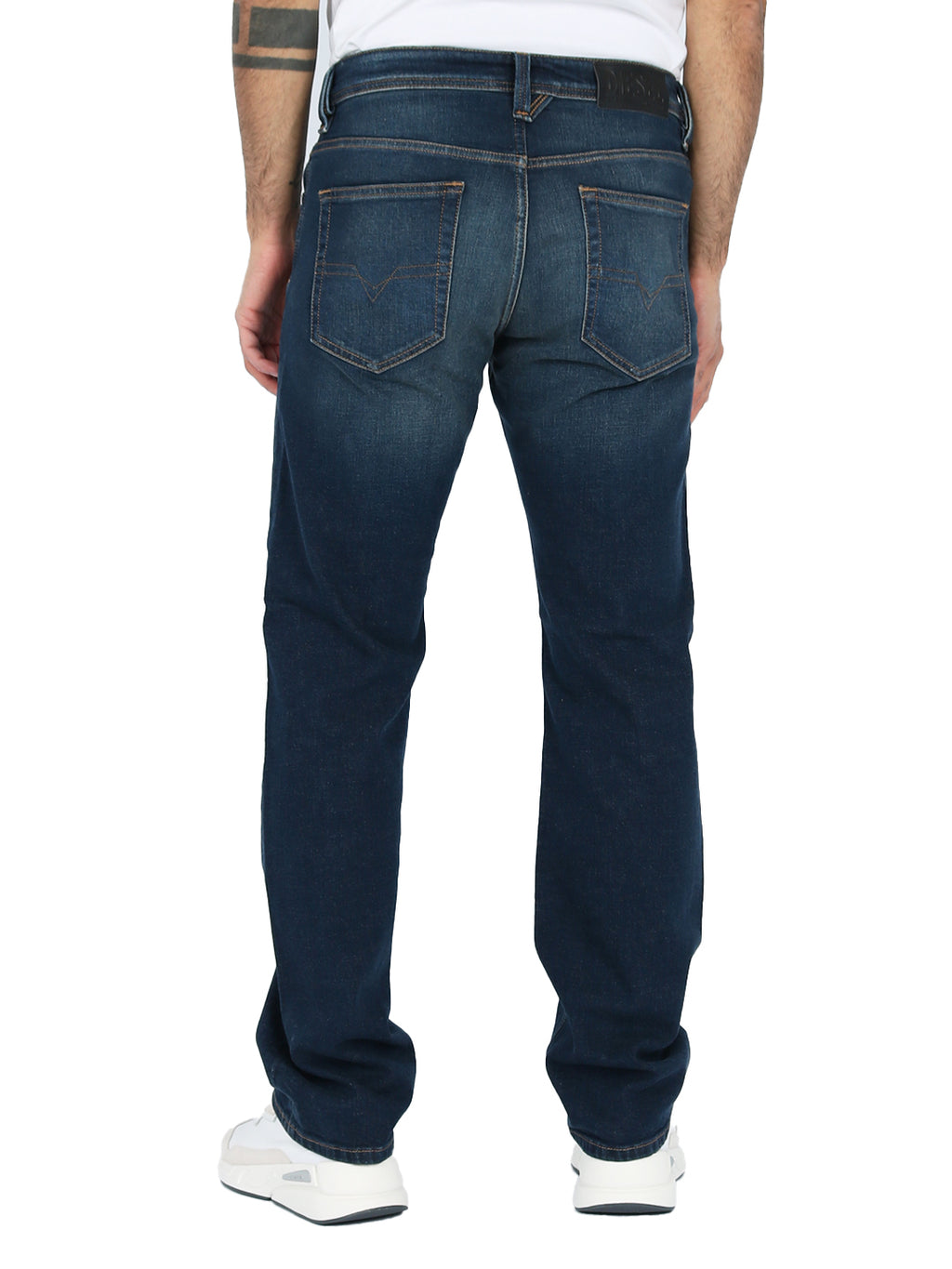 Diesel - Straight Fit Jeans - Larkee-X R19HN
