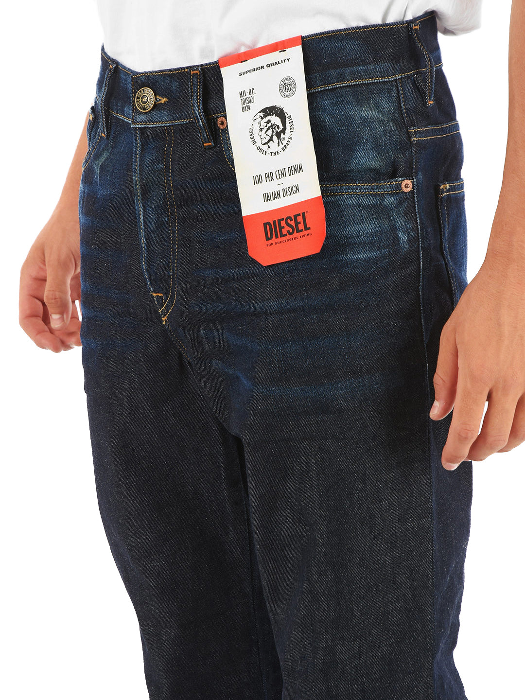 Diesel - Tapered Fit Jeans - D-Fining 09A20