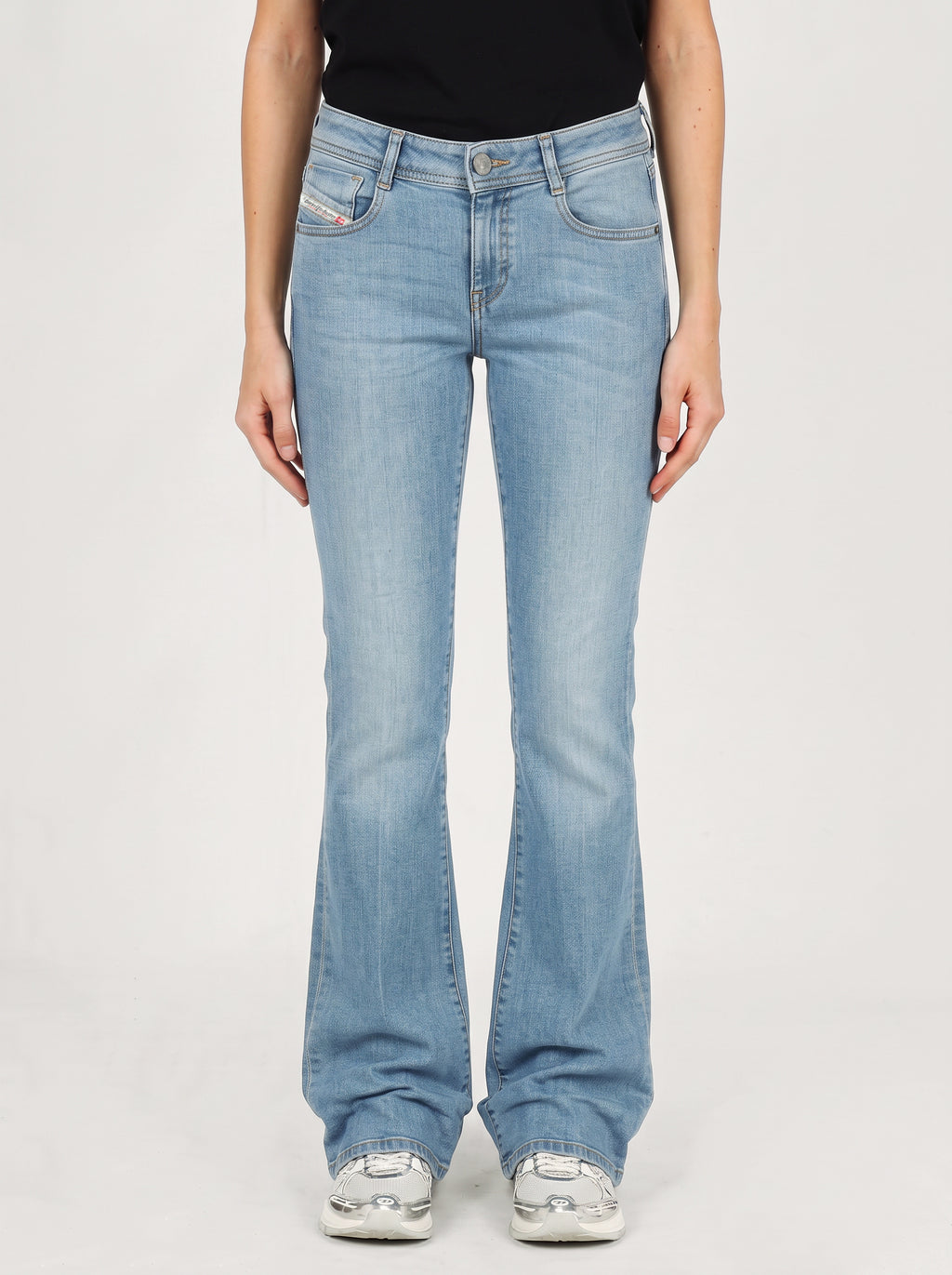 Diesel - Bootcut Fit Jeans - 1969 D-EBBEY