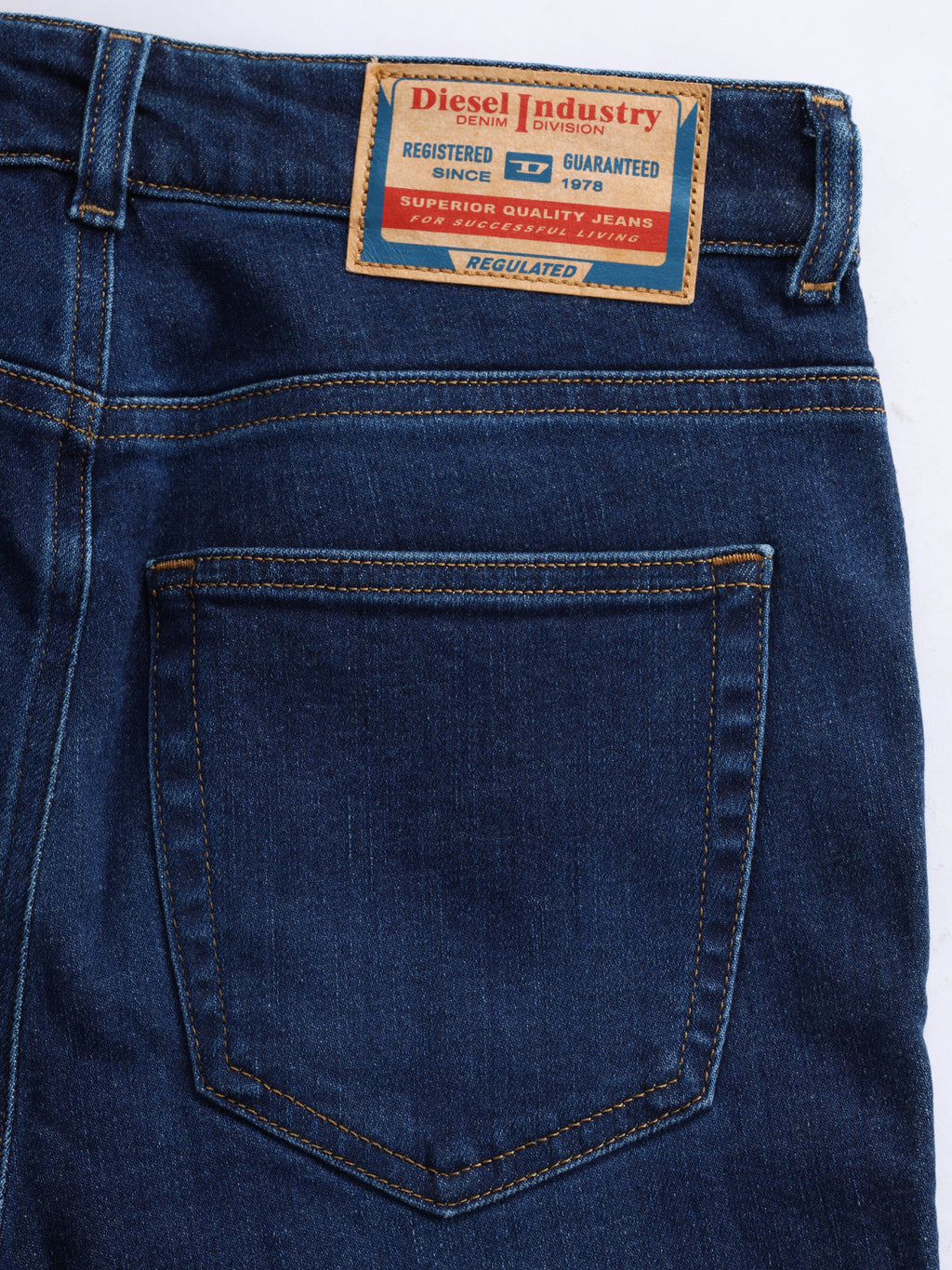 Diesel - Super Skinny Fit Jeans - 1984 SLANDY-HIGH 09C19